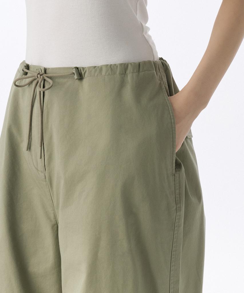 MUSINSA STANDARD WOMAN Женские хлопковые парашютные брюки [Светло-хаки]