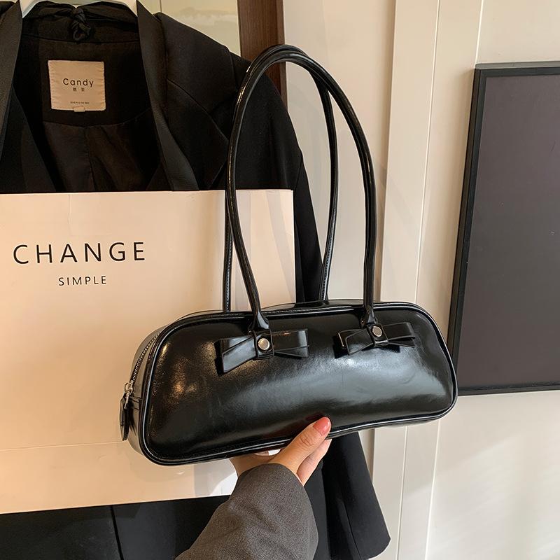 Сумка через плечо для женщин 2024 года, новая, высокая чувственность, женская, большая емкость, нишевый дизайн, знаменитость, взрыв, сумка через плечо