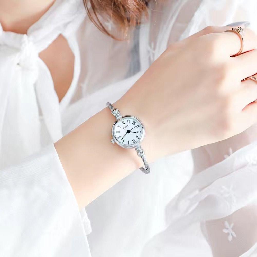 Retro Quartz Watch Luxury Wristwatch Chain Watches Fashion Bangle Bracelet Women