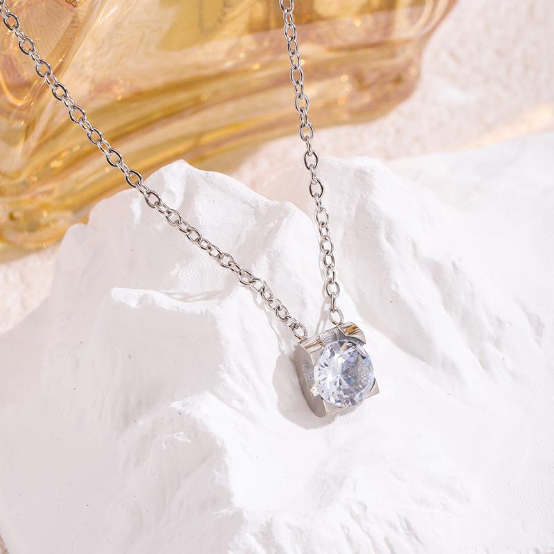 Elegant Gold Titanium Steel Zircon Pendant Necklace for Women - Simple, Shiny, No-Fade Clavicle Chain