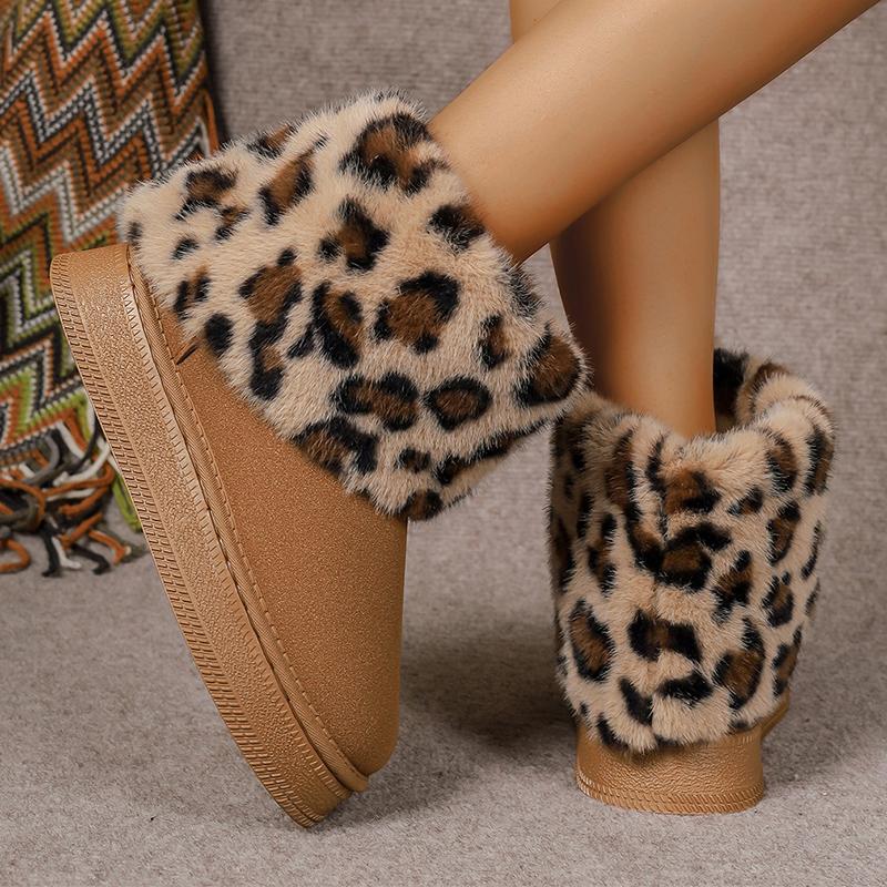 Модные зимние сапоги из искусственного меха для женщин, ботильоны на толстой подошве, модные леопардовые утолщенные пушистые туфли 2024 года, зимние теплые замшевые короткие сапоги