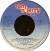 7-дюймовая пластинка LIPSTIQUE - At The Discotheque / Mah-Nah-Mah-Na T76004 Tom N' Jerry Re 1978 США Танцевальная и электронная Музыка Б/у
