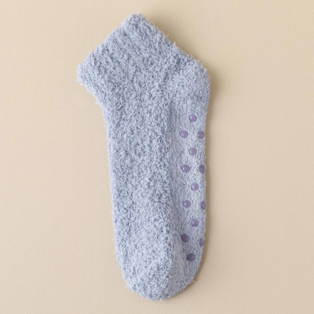 Женские утолщенные плюшевые носки Теплые зимние Мягкие кораллового велюра Силиконовые точки Нескользящие Короткие носки Домашние Защищающие от холода Термальные носки для пола