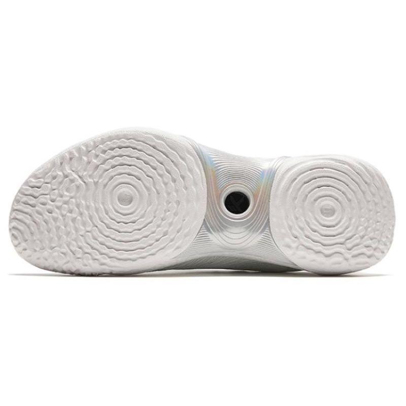 Anta Sanfenyu 2 Wang Siyu PE Men Low Top Basketball Shoes Papyrus White 912421602-2