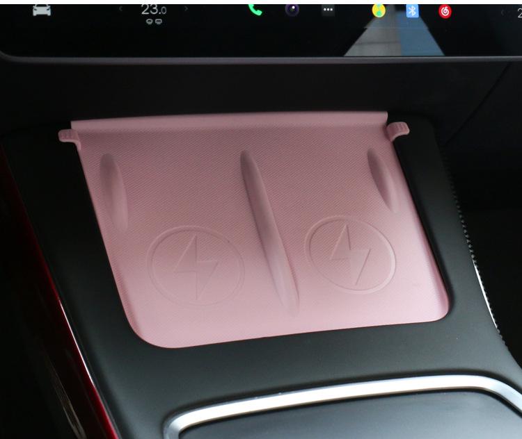 Силиконовая нескользящая зарядная площадка для консоли Tesla Model Y/3