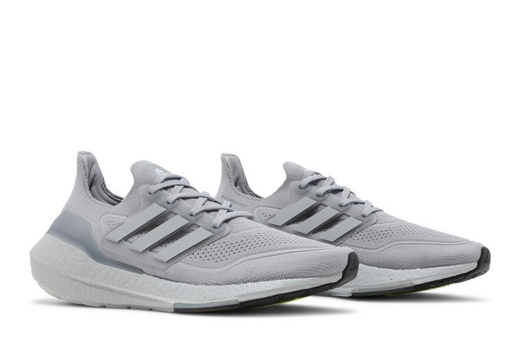 adidas Ultra Boost 21 Серебристый Халло