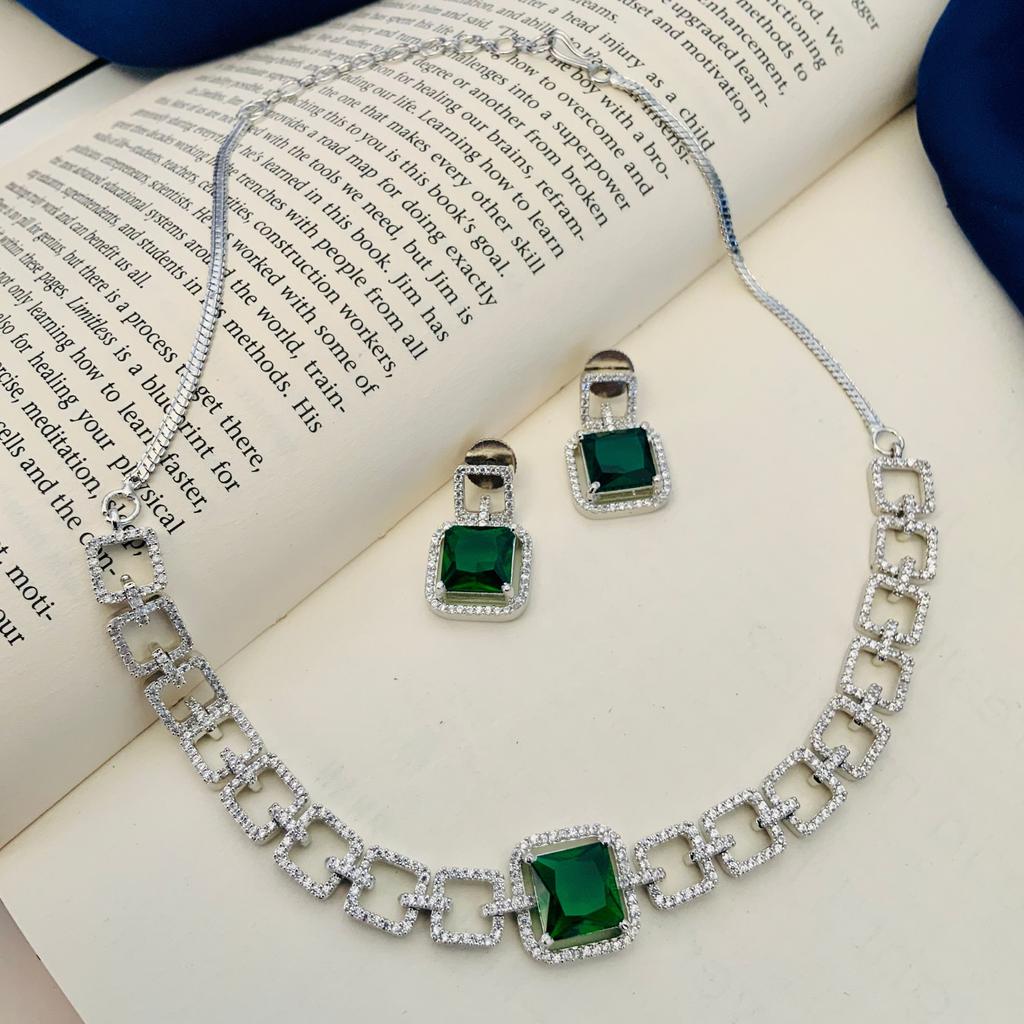 Silver Plated Diamond Round Necklace Set Diamond Necklace Set for Women