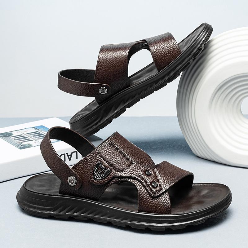 Fashion Leisure Walk Men's Leather Sandals Comfortable Summer Slippers Versatile Fashion Beach Flats Outdoor Wading Aqua Shoes Slippers
