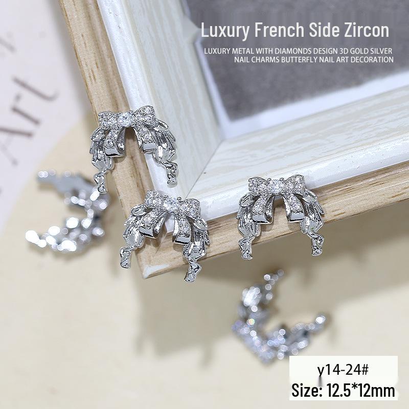 Elegant 3D French Crescent Zircon Nail Art with Star Design