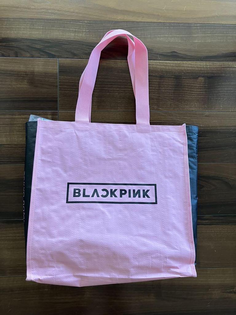 [USED] BLACKPINK Premium Seat Exclusive Goods (with Message Silver Tape)
