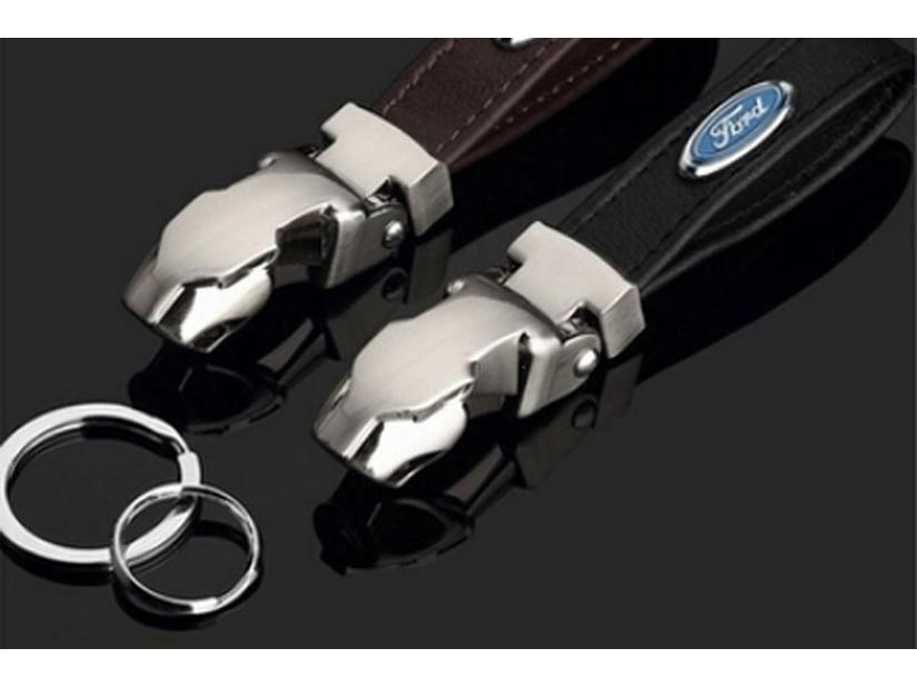 Hyundai Leather Keychain - Zinc Alloy Leopard Head Buckle