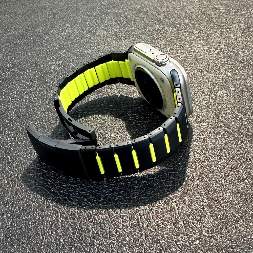 Stainless Steel Rubber Strap For Apple Watch Series11 10 42mm 46mm Titanium Color Band for iWatch Ultra 49mm 9 8 7 6 5 Se3 45mm 44mm 40mm 41mm Correa