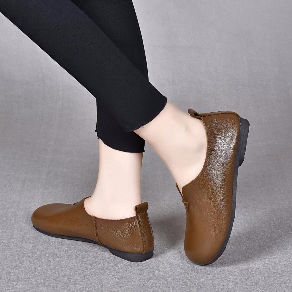 Women's Autumn New Round Head Flat Shoes Soft Sole Soft Surface Comfortable Single Shoes First Layer Cowhide Four Seasons Shoes