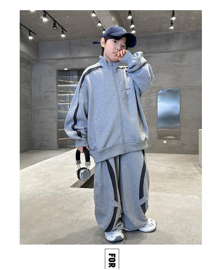 Boys' Spring and Autumn Set 2026 New Style Big Boys' Spring and Autumn Sports Children's Trendy Handsome and Fashionable Coat