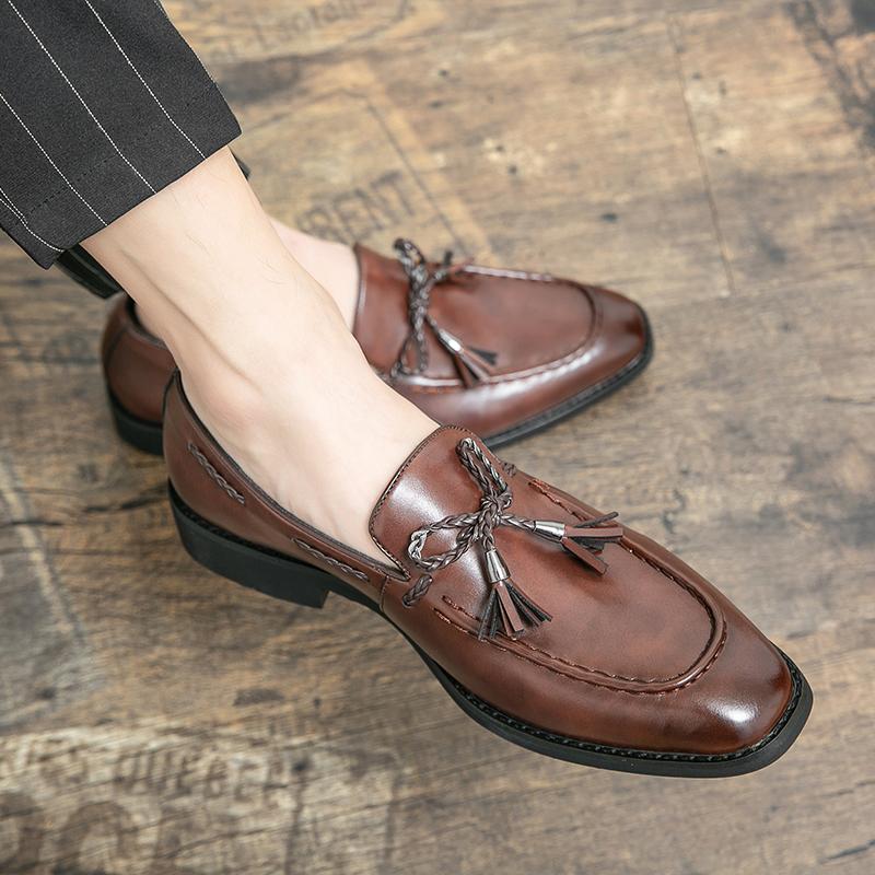 Модные мокасины с кисточками, мужская обувь, удобная для мужчин, кожаная, повседневная, без застежек, для бизнеса, свадьбы, вечеринки, ночного клуба
