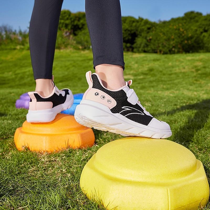 (GS) ANTA Running Series Sneakers 'Black White Pink' Kids' A22435567-7