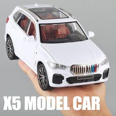 1:24 BMW X5 Литой Металлический Модель Внедорожника Серия Звук и Свет Детская Игрушка Подарок для Детей Подарок на День Рождения Модный Декоративный Элемент для Витрины