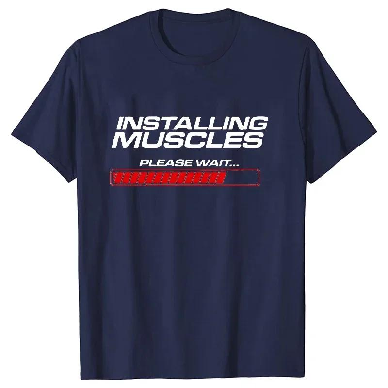 2023 Винтажная футболка Установка мышц Пожалуйста, подождите Забавный дизайн футболка Harajuku Футболка большого размера Модная уличная одежда унисекс Топ
