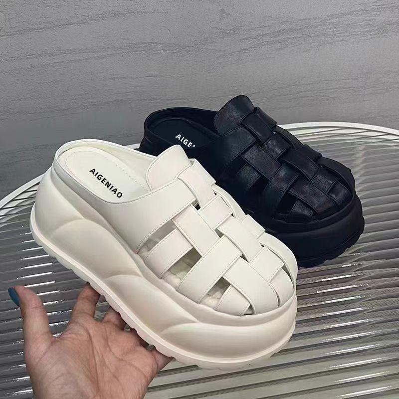 Полутапочки с толстой подошвой для женщин, новая летняя мода, универсальные пляжные прохладные тапочки