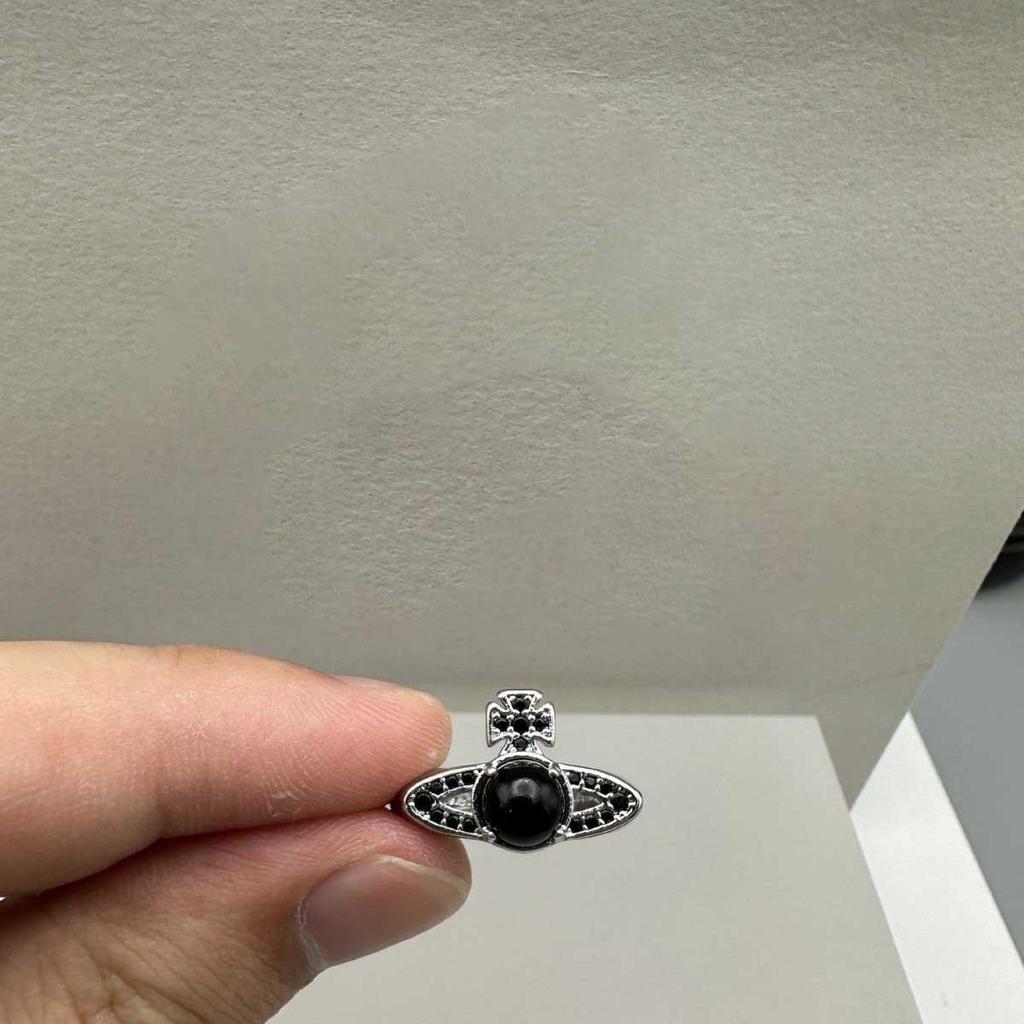 Кольцо с вращающейся бусиной «Вдовствующая императрица Сатурн» - Нишевый высококлассный модный дизайн