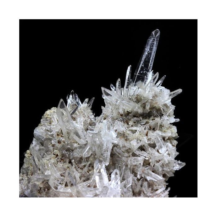 Pierres et Minéraux. Quartz Muzo. 178.5 ct. Vaulnaveys, Isère, France.