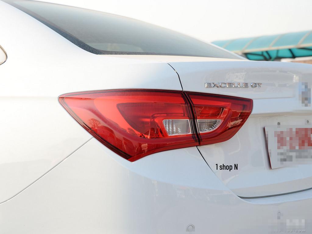 Новый задний комбинированный фонарь в сборе для моделей 15-17 годов