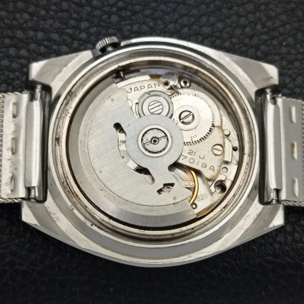 AUTOMATIC VINTAGE SEIKO 5 JAPAN 7019A MENS GREEN COLOR DIAL WATCH A702105-5 R208-a702105