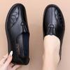 Весенне-осенняя обувь, одинарная обувь на мягкой подошве, удобная и легкая обувь для женщин среднего и пожилого возраста, кожаная обувь на плоской подошве для пожилых