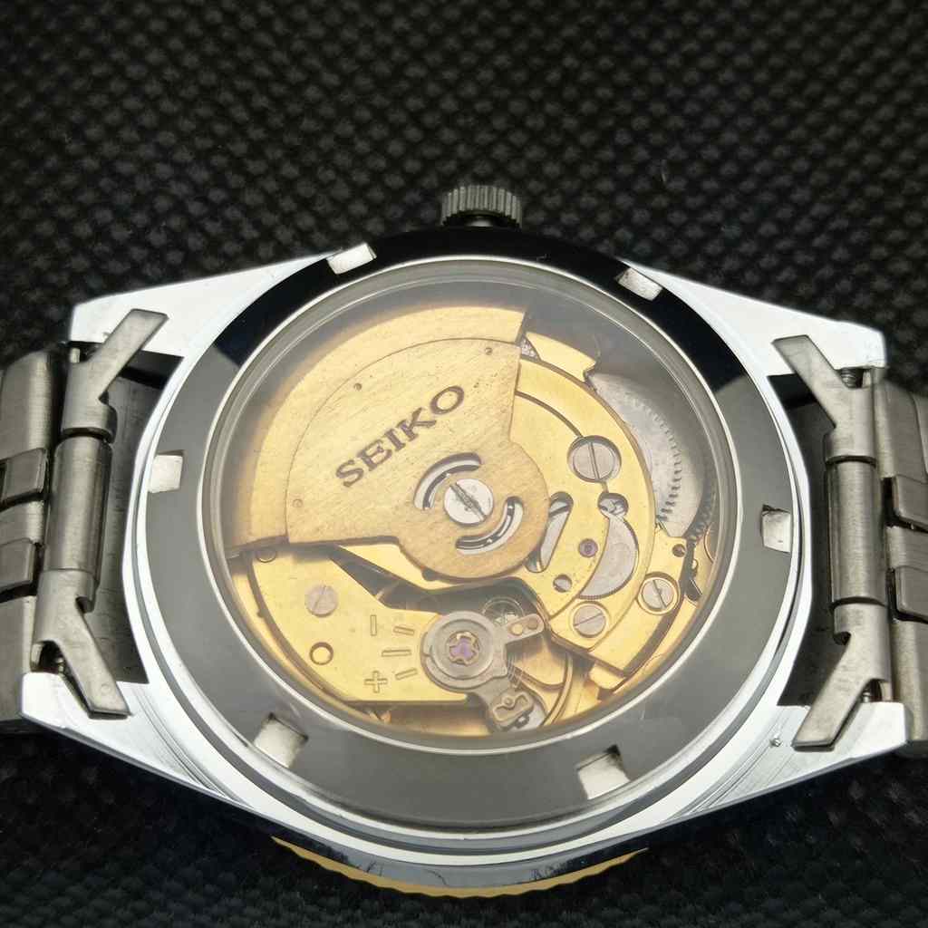 Б/У SEIKO 5 АВТОМАТИЧЕСКИЕ ЯПОНСКИЕ МУЖСКИЕ РЕДКИЕ ЗОЛОТЫЕ ЧАСЫ С МЕХАНИЗМОМ 575a-a304718-9 SKU575a-a304718