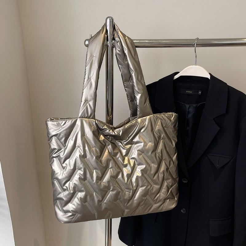 Chic And Fashionable Canvas Tote Bag For Women Versatile Daily Use In Black