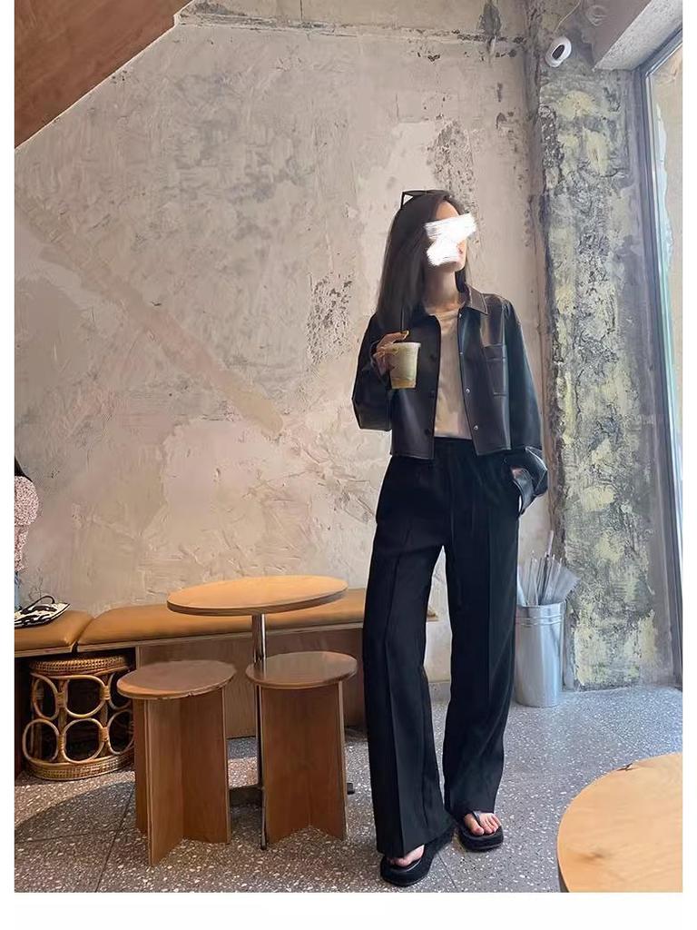 Trendy Women's Hong Kong-Style PU Leather Motorcycle Jacket - Chic, Versatile Outerwear for Spring, Autumn, Winter.