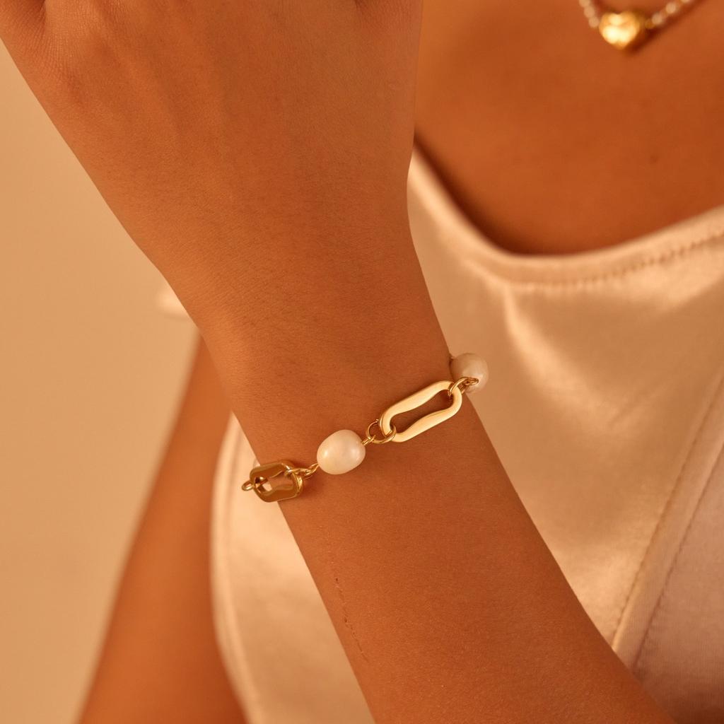 GEMCHIC Women's Elegant Natural Pearl and Gold Geometric Link Chain Bracelet Fashion Stainless Steel Jewelry Gift