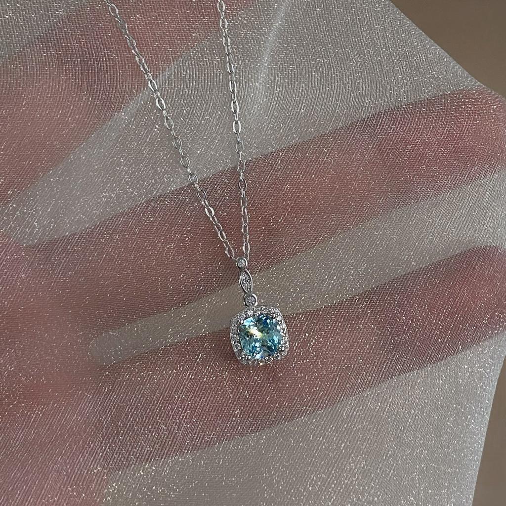 925 Sterling Silver Exquisite Sparkling Blue Square Zircon Pendant Necklace for Women Wedding Party Jewelry