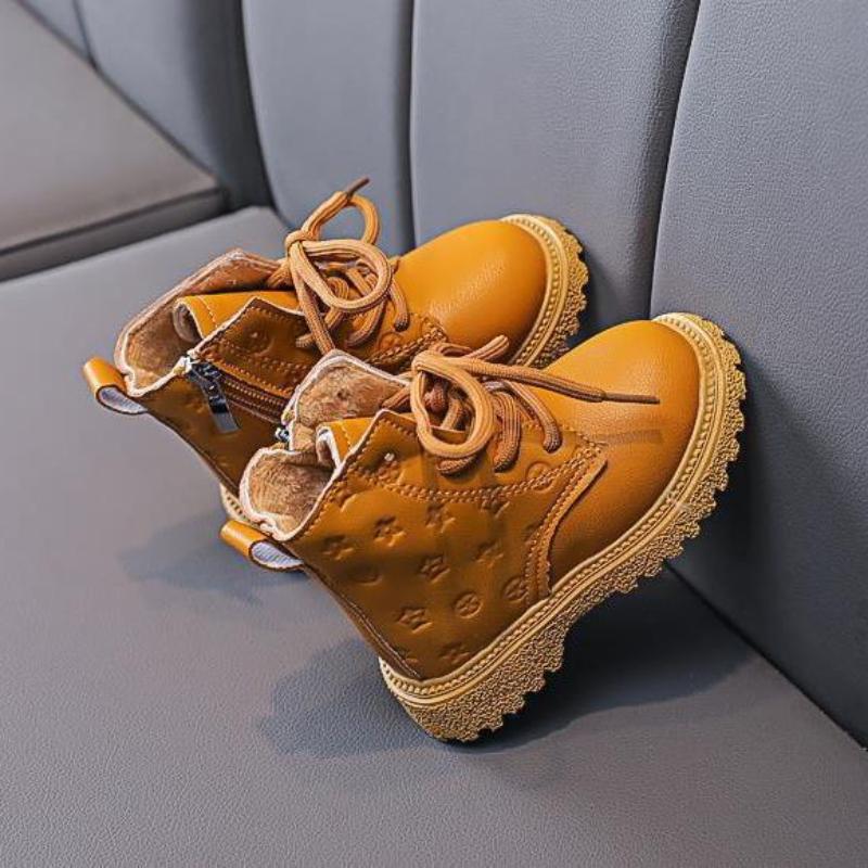 Детские теплые ботинки Мартина 2025 осень и зима новые для мальчиков в британском стиле с плюшевой подкладкой короткие ботинки для детей среднего и маленького возраста кожаные ботинки зимние