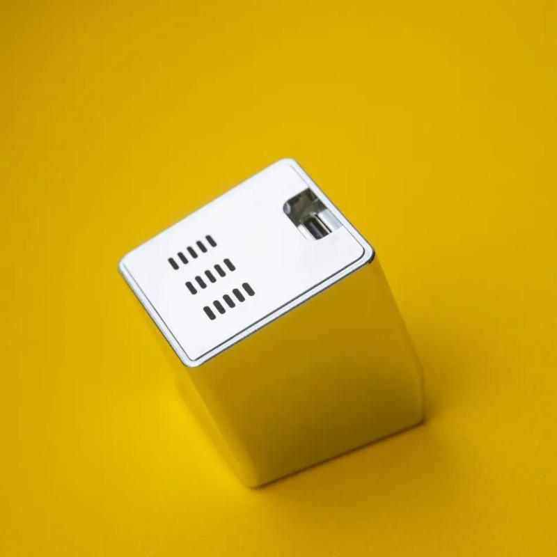 Умная метеостанция Настольные светодиодные ЖК-цифровые часы с Wi-Fi Электронный термометр Датчик гигрометра Наружные настольные украшения Часы Погода Мини-телевизор