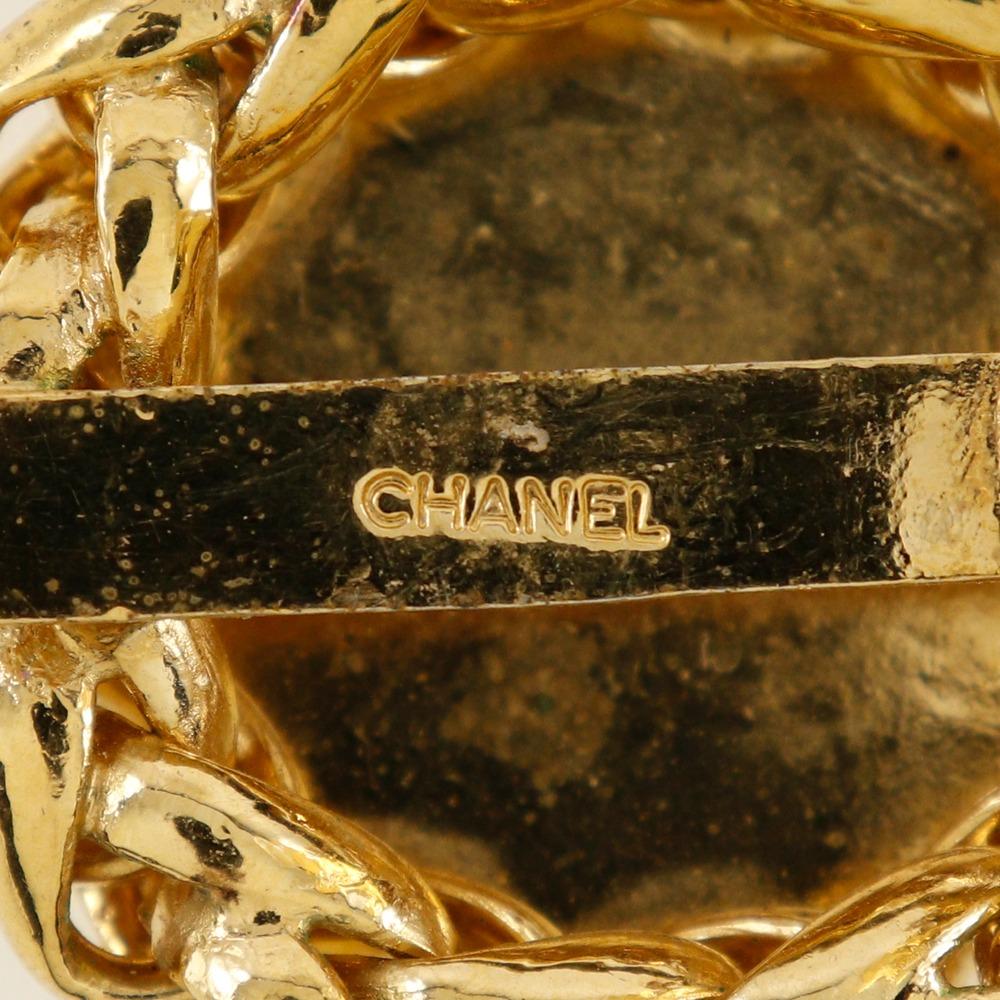 CHANEL Rice motif Earring vintage Plated Gold 50g Women Used