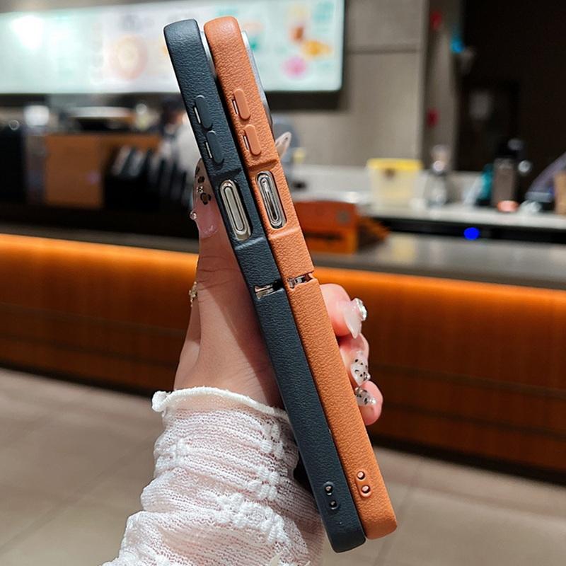 For Samsung Galaxy Z Flip 6 5 4 3 5G Luxury Leather Phone Case Retro Flowers Soft TPU Folding Cover For Samsung Z Flip5 Flip3