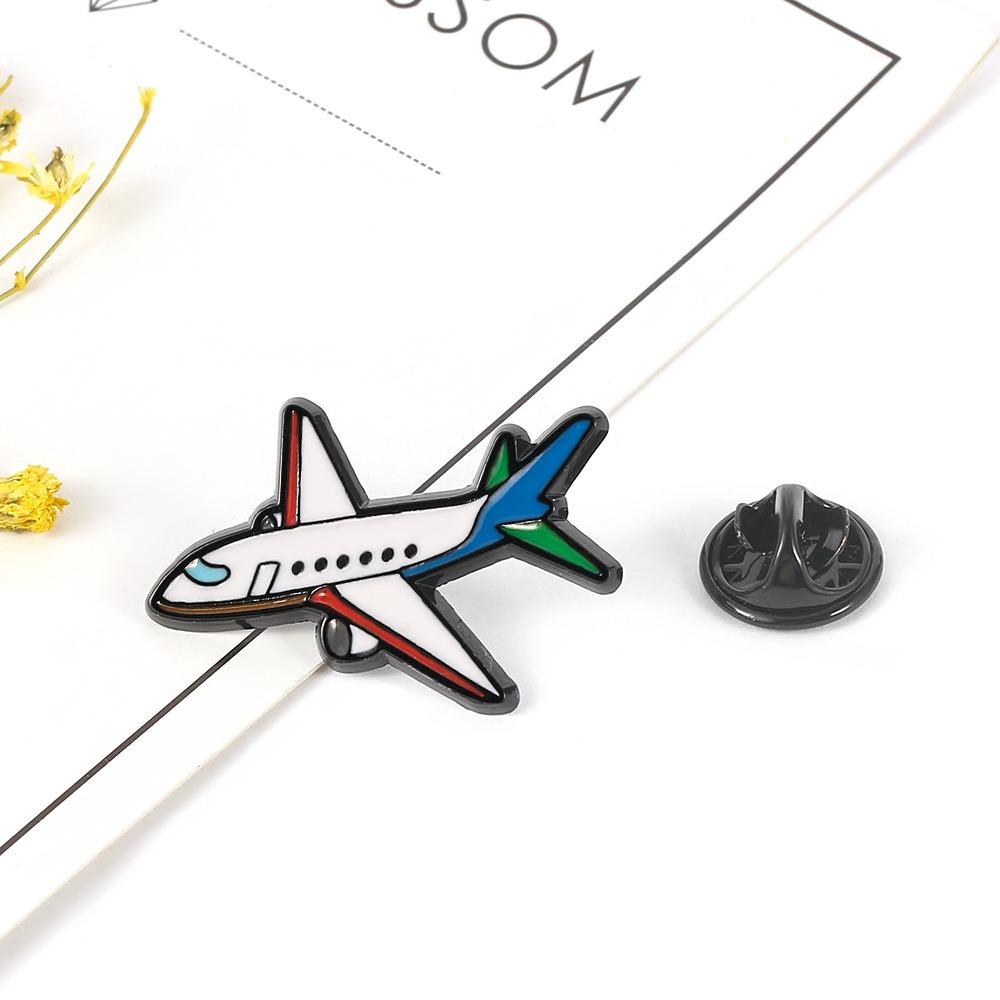 Забавный металлический эмалированный значок, брошь в виде буквы «Авиалайнер», мультяшный самолет, лацкан, булавка, ювелирный подарок