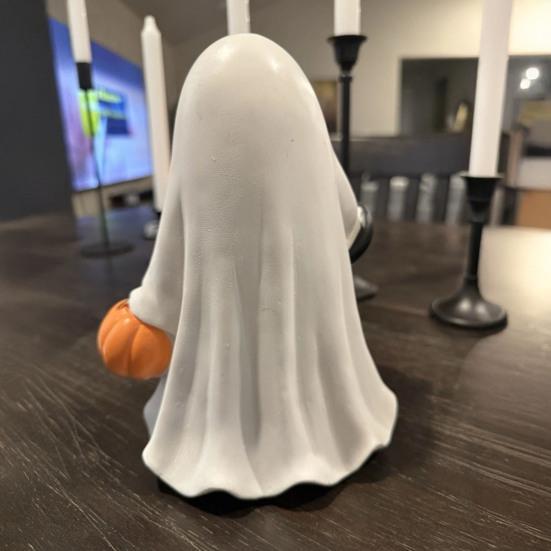 Статуэтка Привидения на Хэллоуин Миниатюрная Полимерная Фигурка Милый Забавный Мультяшный Дизайн Жуткая Статуэтка Украшение для Праздничной Вечеринки