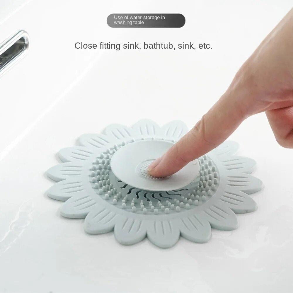 Press-on floor drain cover with hair filter. New anti-clogging silicone floor drain pad. Suitable for bathrooms.