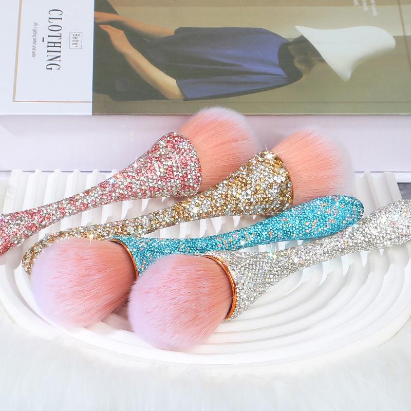 Кисть Diamond Waist Soft Hair большого размера для рассыпчатой пудры и румян