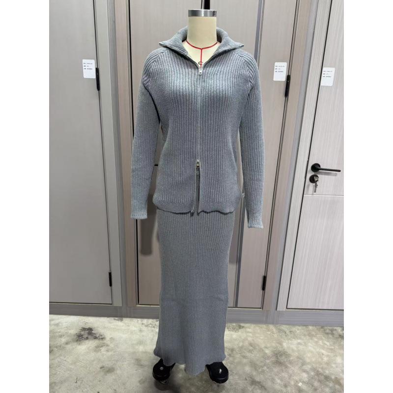 Женский вязаный комплект: свитер и юбка миди – Осенняя коллекция 2025, европейская/американская мода