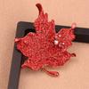 Designer Art Luxury Elegant Elegant Versatile Beautiful Gift Friends Coat Inlaid Rhinestone Maple Leaf Love Ladies Brooch Pin