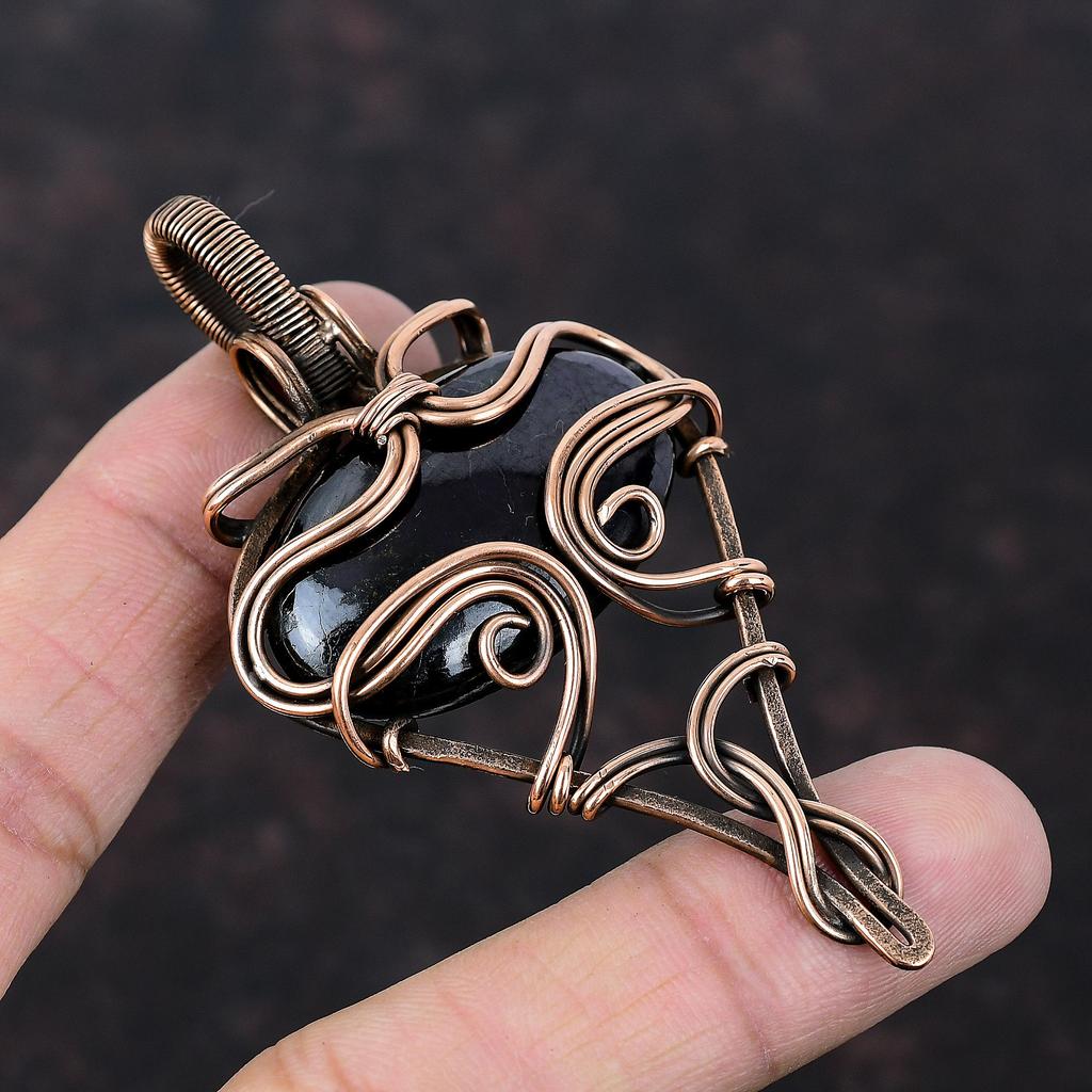 Подвеска из сугилита, медная проволочная обертка, подвеска ручной работы из настоящего драгоценного камня, проволочная обертка, ювелирные изделия из сугилита, подарок для нее, красивые медные украшения