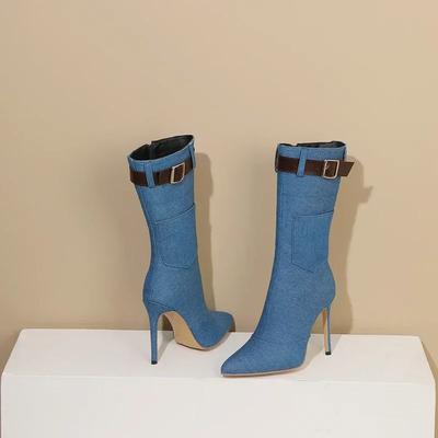 Зимние женские полусапоги до середины икры, черные, синие, джинсовые, на высоком тонком каблуке, в стиле панк, для платья, для офиса, женские, с острым носком, с ремешком с пряжкой, на молнии, полусапоги