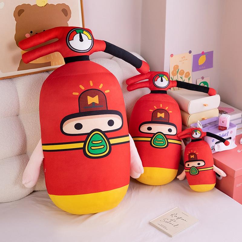 Имитация огнетушителя, плюшевая игрушка, мягкие красные подушки, бутылка закиси азота, подушка, подголовник, спинка для домашнего декора