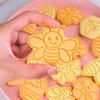 8Pcs Bee Honeycomb Cookie Cutter 3D Cartoon Animal Pressable Biscuit Embosser Mold Cookie Stamp DIY Fondant Cake Decorating Tool