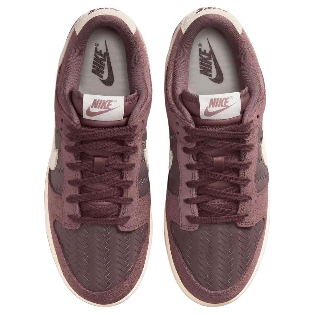 Nike Кроссовки женские Nike Dunk Low Premium SE Tattoo Gum Темно-коричневые Красный мел IB6161-500