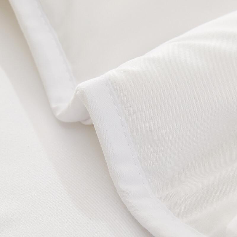 LOVO Wool Silk Four Seasons Quilt