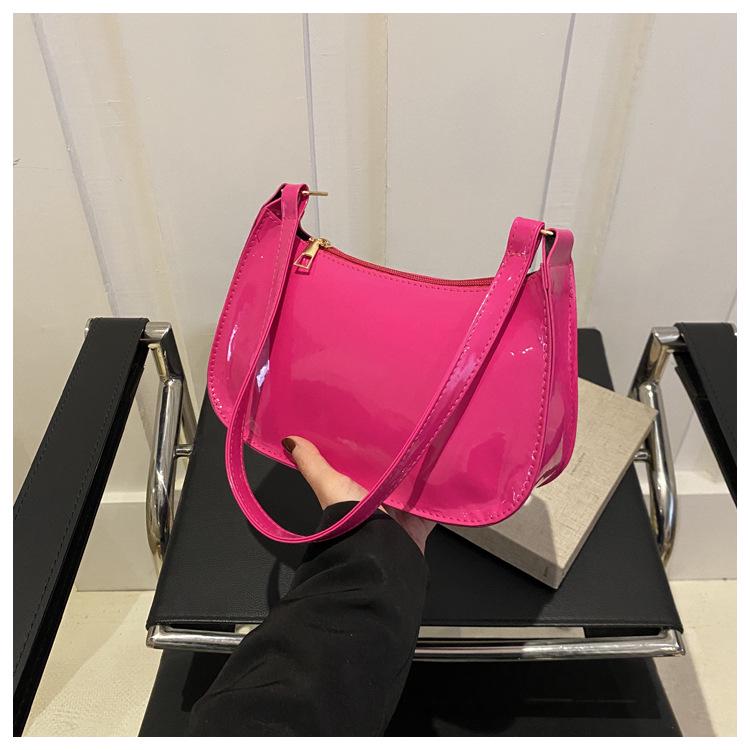 Женская минималистичная сумка через плечо из лакированной кожи 2024 года – однотонная, универсальная, модная, в стиле кэжуал, под мышкой